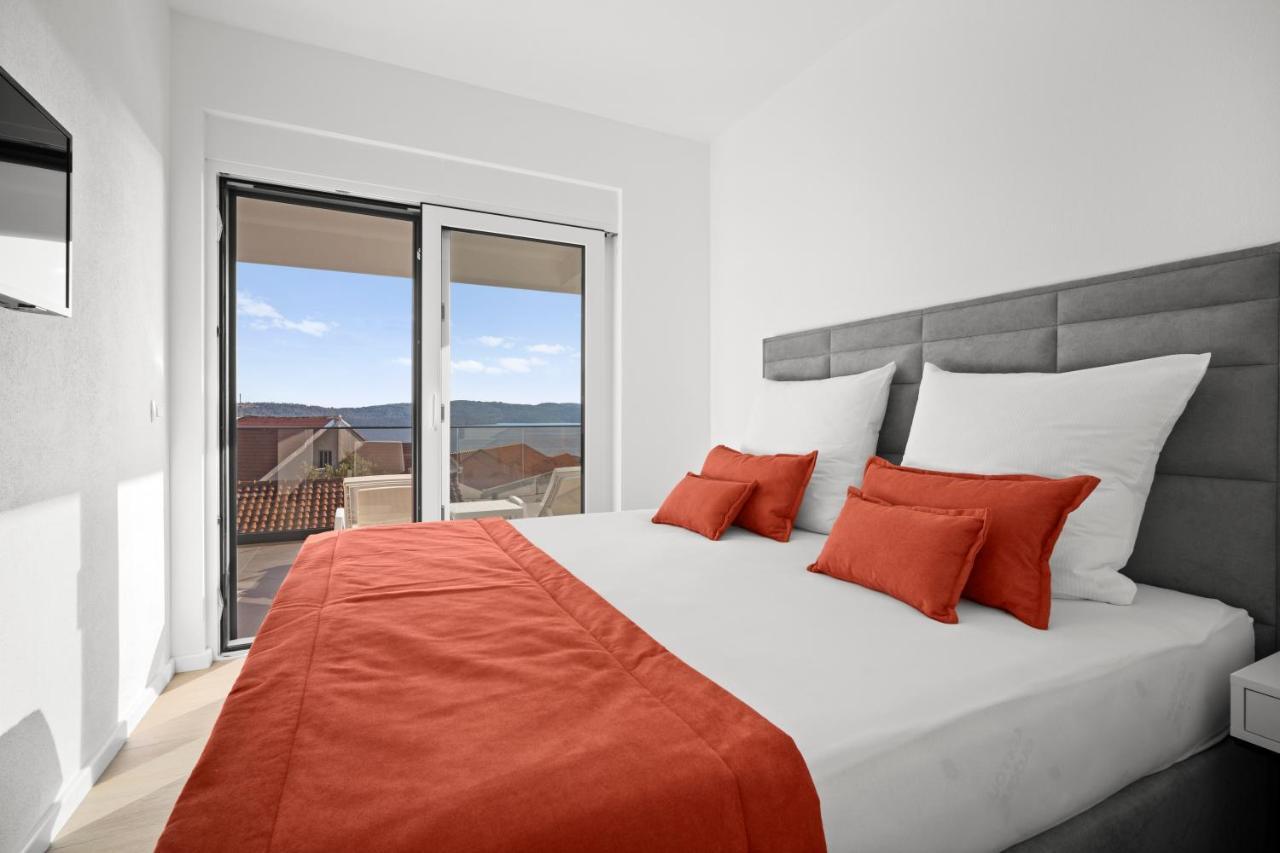 Adriatic Garden Apartments Okrug Gornji Exterior photo