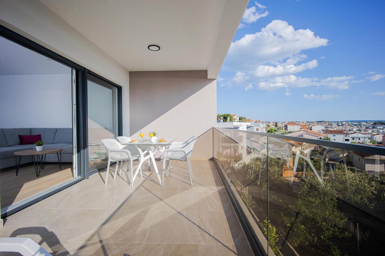 Adriatic Garden Apartments Okrug Gornji Exterior photo