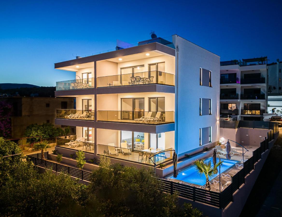 Adriatic Garden Apartments Okrug Gornji Exterior photo