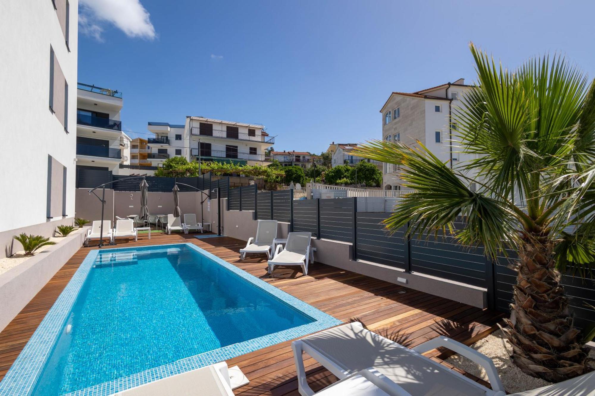 Adriatic Garden Apartments Okrug Gornji Exterior photo