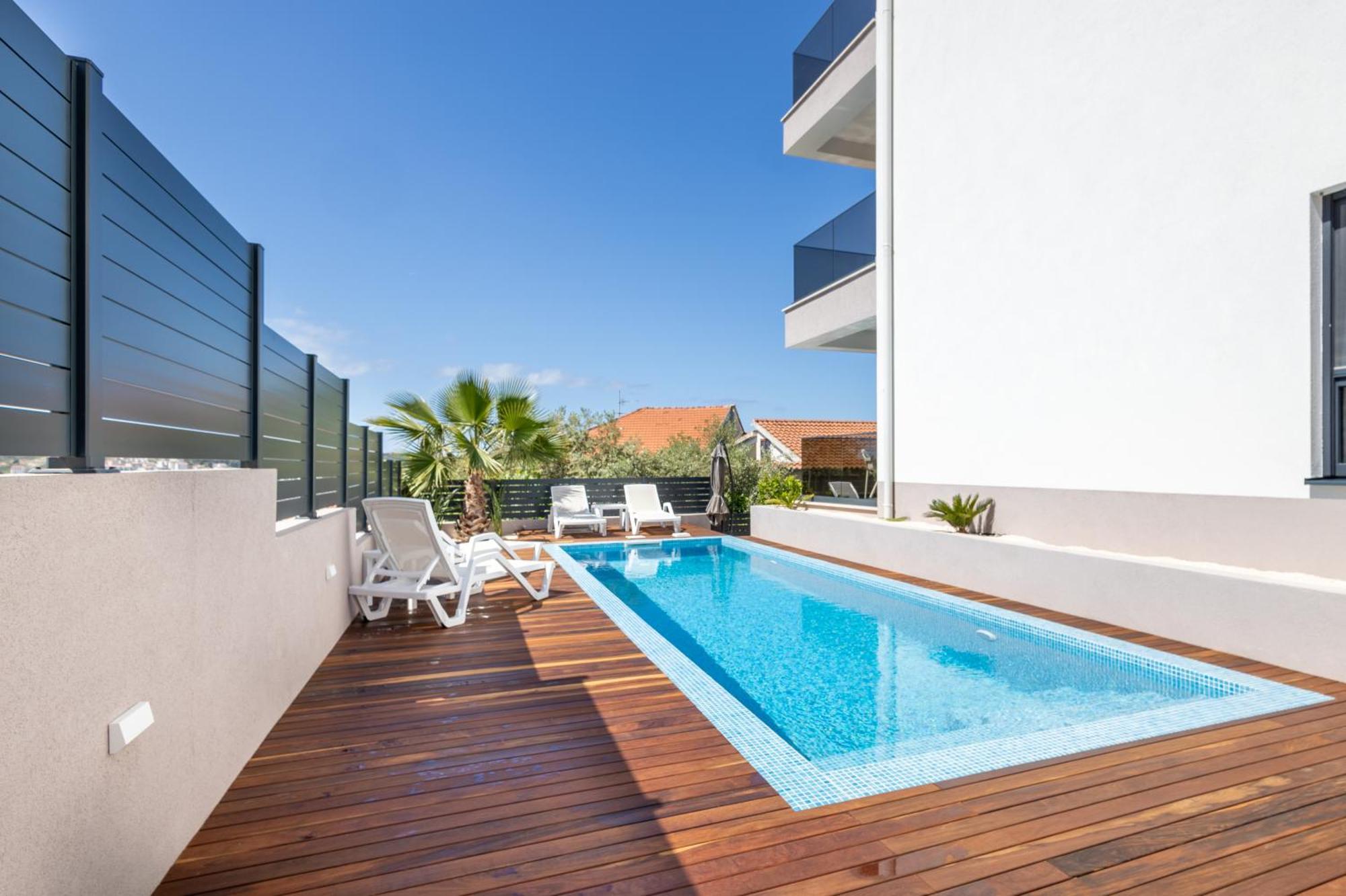Adriatic Garden Apartments Okrug Gornji Exterior photo